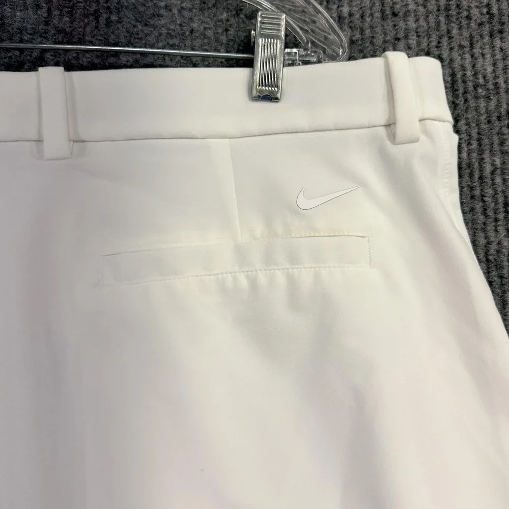Nike Golf Shorts Mens 40 White Dri-FIT Chino Microfiber Stretch Performance